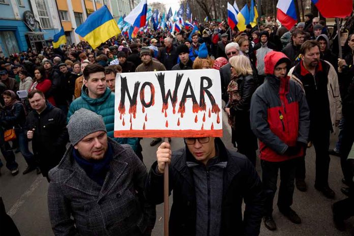 Anti-War Protests in Russia Become More Violent