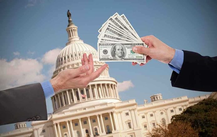 Hands exchanging cash in front of the Capitol building